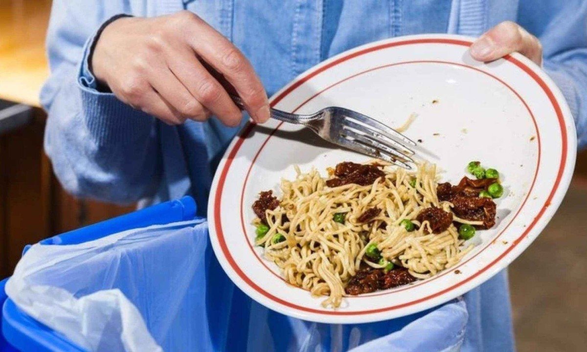 Evitar o desperdício de alimentos requer máxima atenção da sociedade  -  (crédito: DINO)