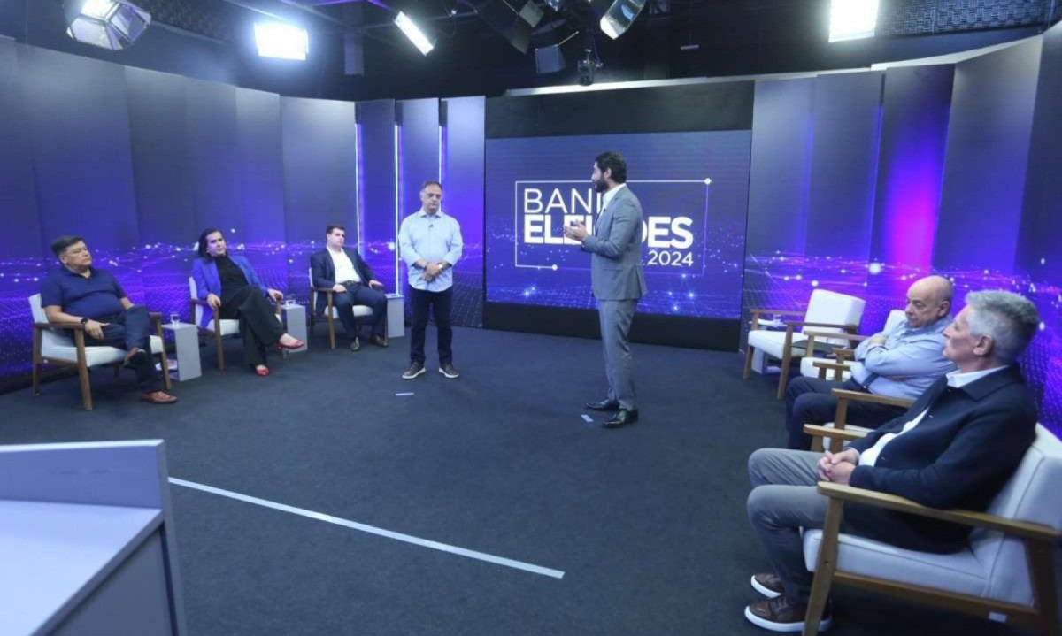 Debate entre os candidatos à PBH ocorre nesta quinta-feira (8/8) nos estúdios da TV Bandeirantes  -  (crédito: JUNIA GARRIDO)