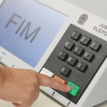 Vaquinha virtual cria vínculo entre eleitor e candidato - DINO