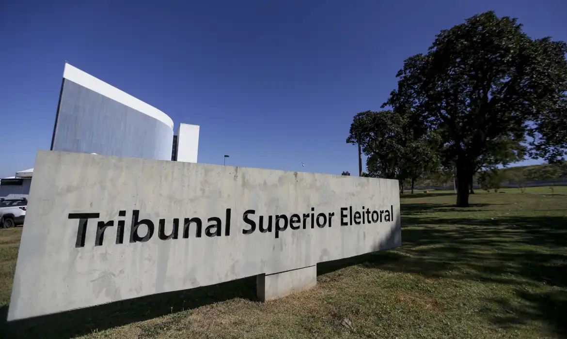 Justiça Eleitoral encerra nomeação de mesários para eleição municipal -  (crédito: EBC)