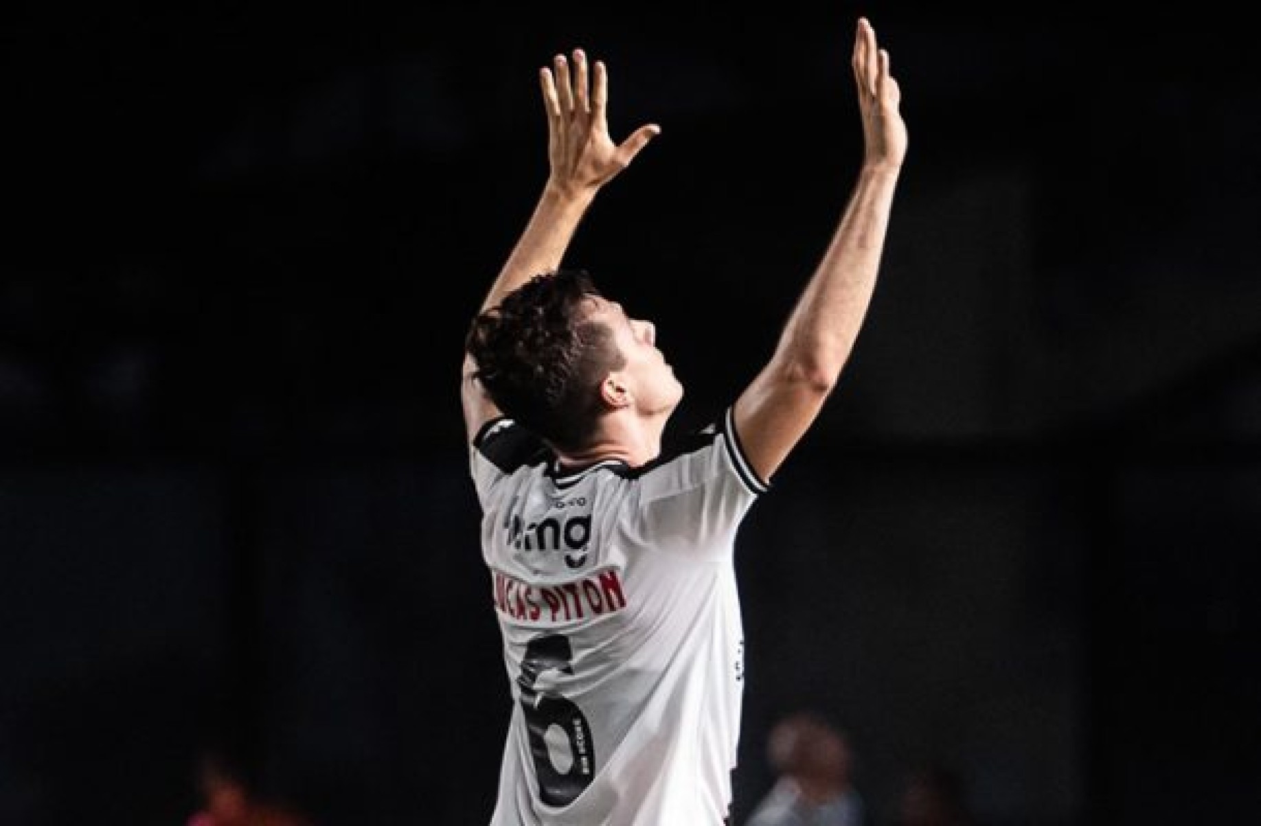 Lucas Piton não deve ser problema no Vasco para clássico