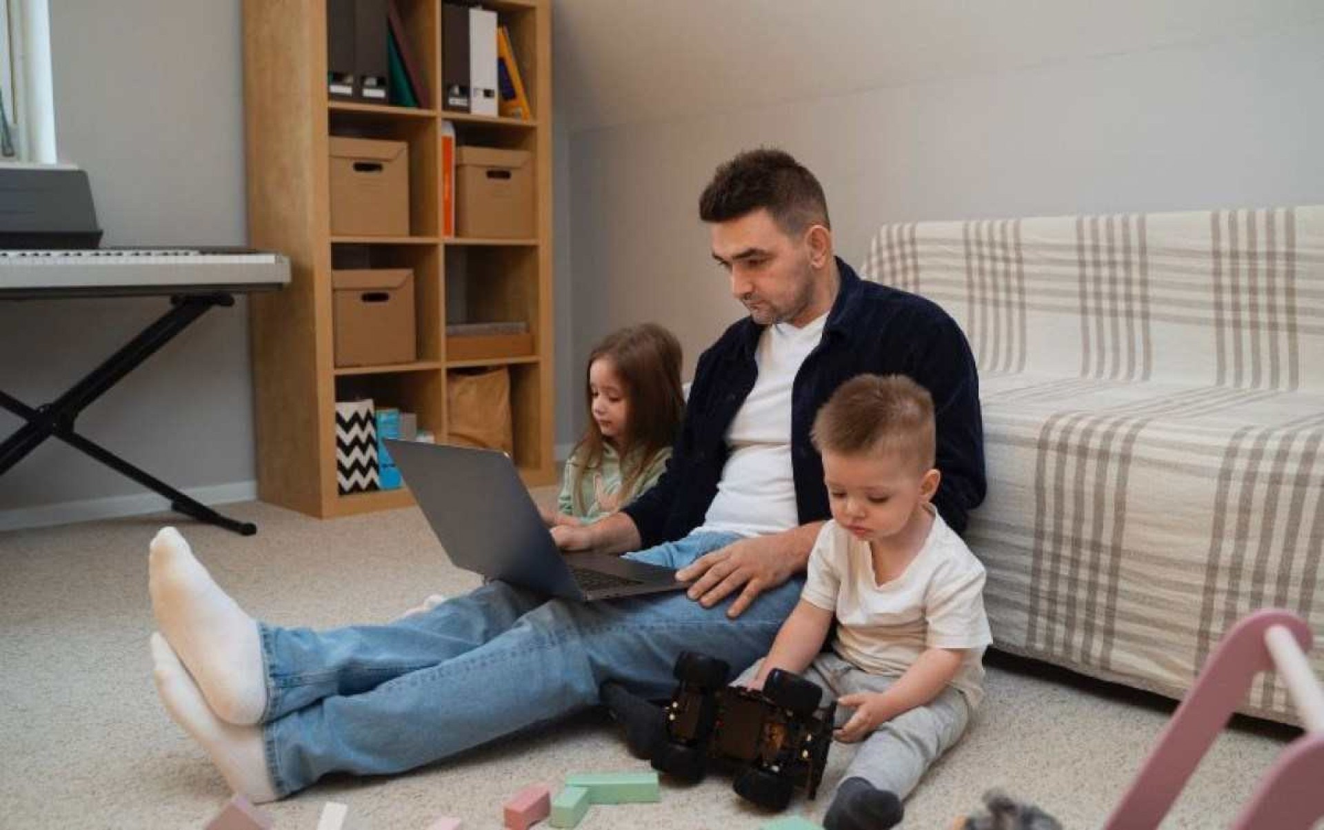 Dia dos pais: veja cinco jogos para aprender inglês junto com os filhos