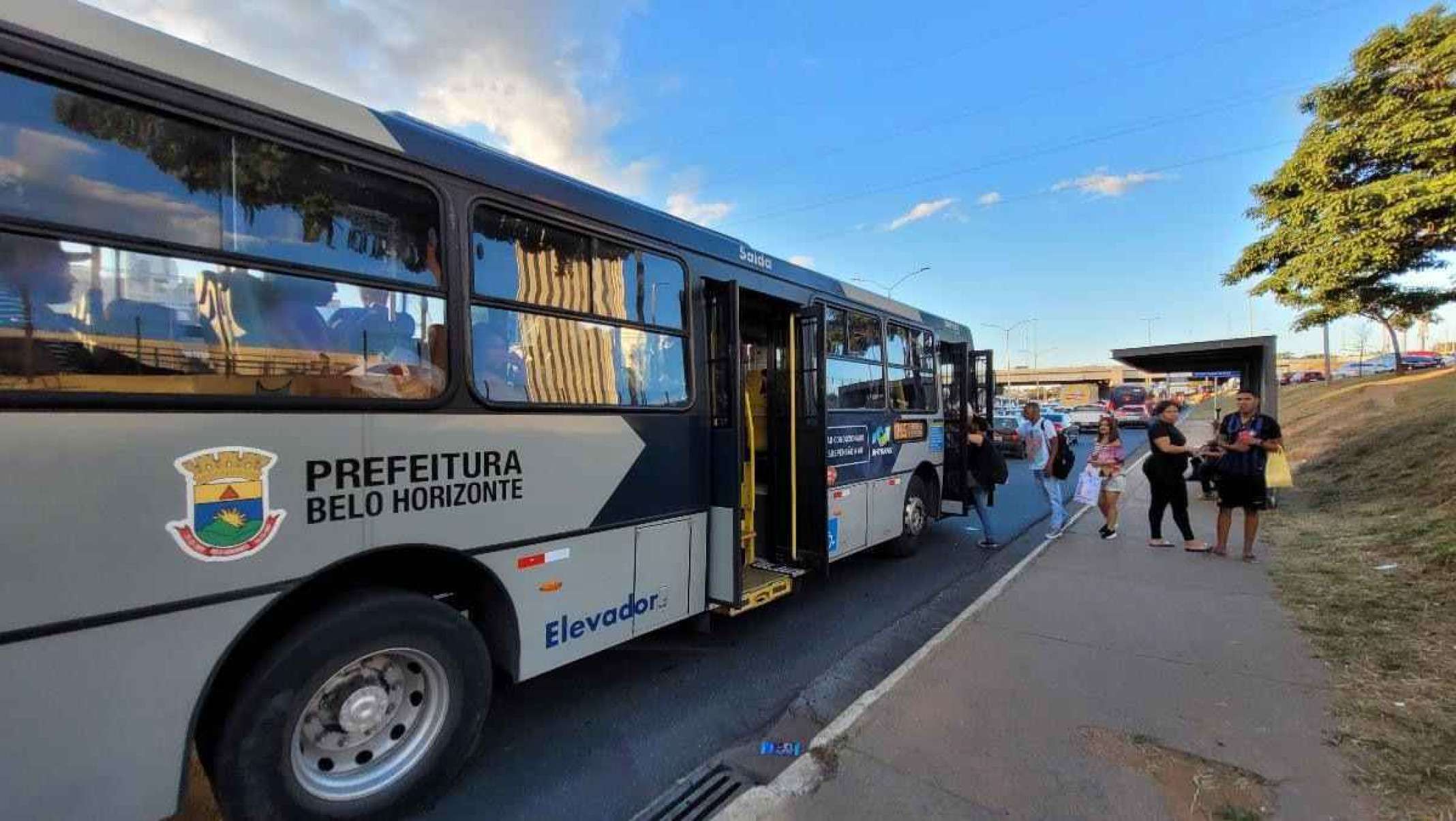 Stock Car: veja linhas de ônibus para chegar e sair do evento