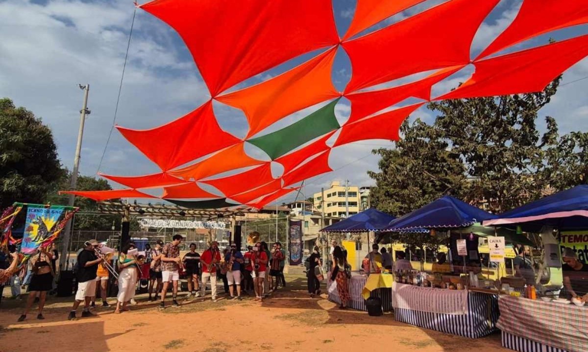 Festival levou música, atrações culturais e uma feira de gastronomia com produtores locais para o Bairro Ribeiro de Abreu, Região Nordeste de BH -  (crédito: Jair Amaral/EM/D.A. Press)