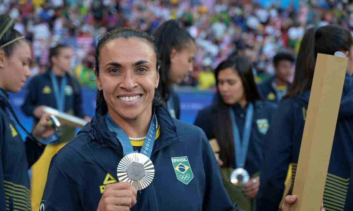 A jogadora Marta se despede da Seleção Brasileira feminina com a medalha de prata na Olimpíada de Paris 2024 -  (crédito: Leandro Couri/EM/D.A Press)