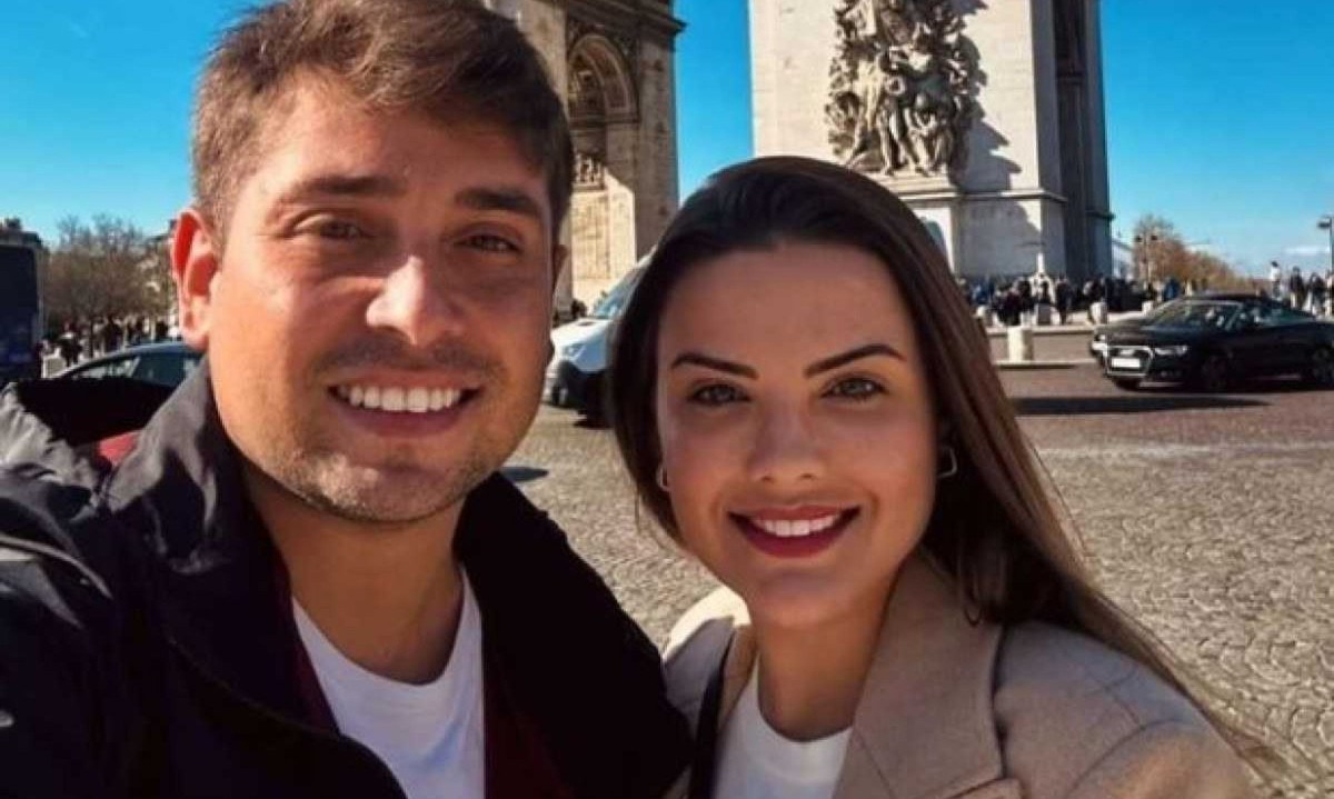 Piloto Danilo Santos Romano e Thalita Valente -  (crédito: Arquivo pessoal)