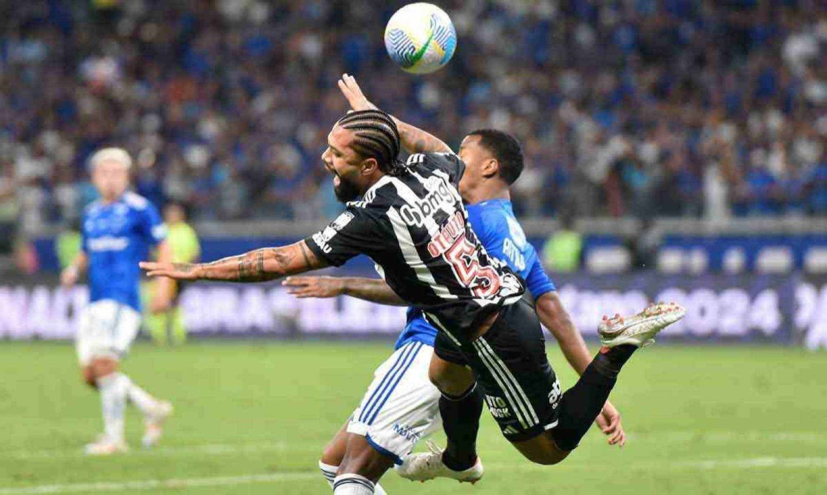 Cruzeiro e Atlético optaram por privilegiar o jogo defensivo e clássico ficou no 0 a 0, no Mineirão, pelo Campeonato Brasileiro -  (crédito: Ramon Lisboa/EM/D.A Press)