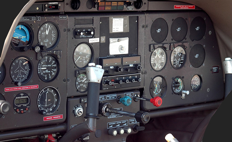 Esses famosos têm a habilidade de pilotar helicópteros ou aviões