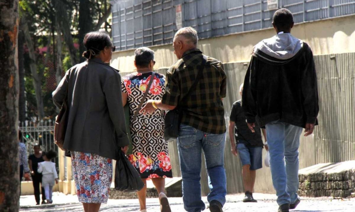 BH pode bater novo recorde de frio na quarta-feira (14/8), com 9ºC -  (crédito: Jair Amaral/EM/D.A Press)