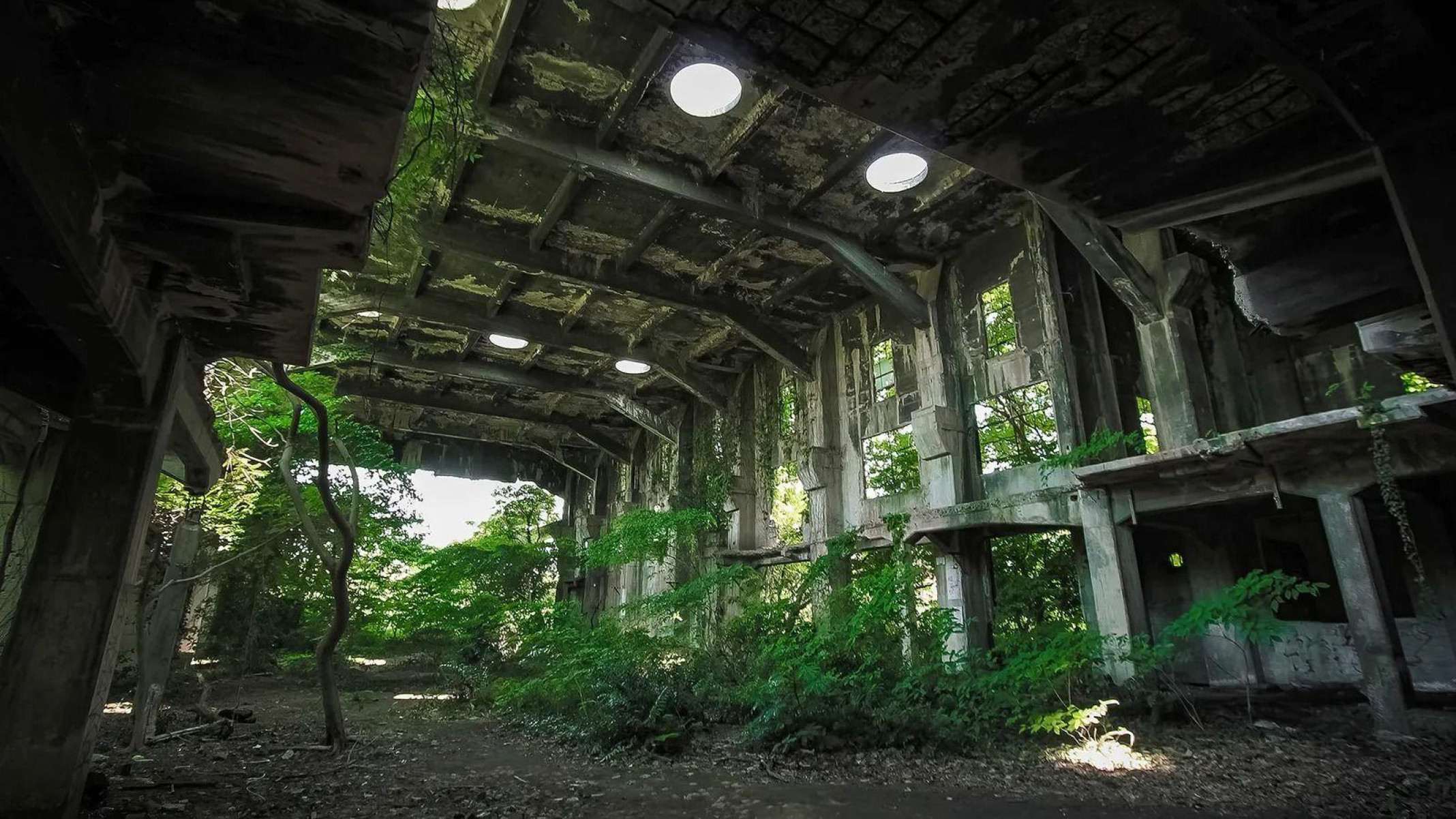 12 fotos dos edifícios abandonados mais fascinantes do mundo