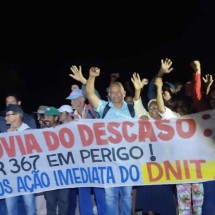 Manifestantes fecham BR-367 para pressionar governo: ‘Rodovia do descaso’ - Robélia Maria/Arquivo pessoal