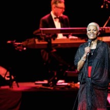 Diva da música nos EUA, prima de Whitney Houston volta a Belo Horizonte - Poladian/Divulgação