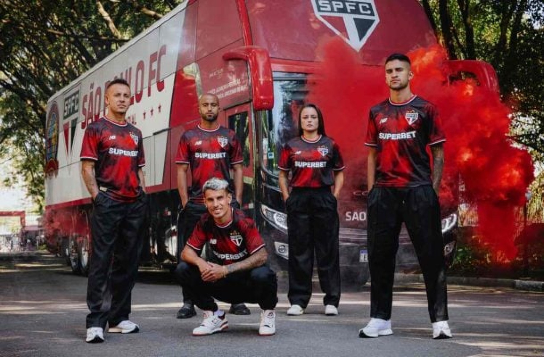 São Paulo lança novo terceiro uniforme; veja imagens