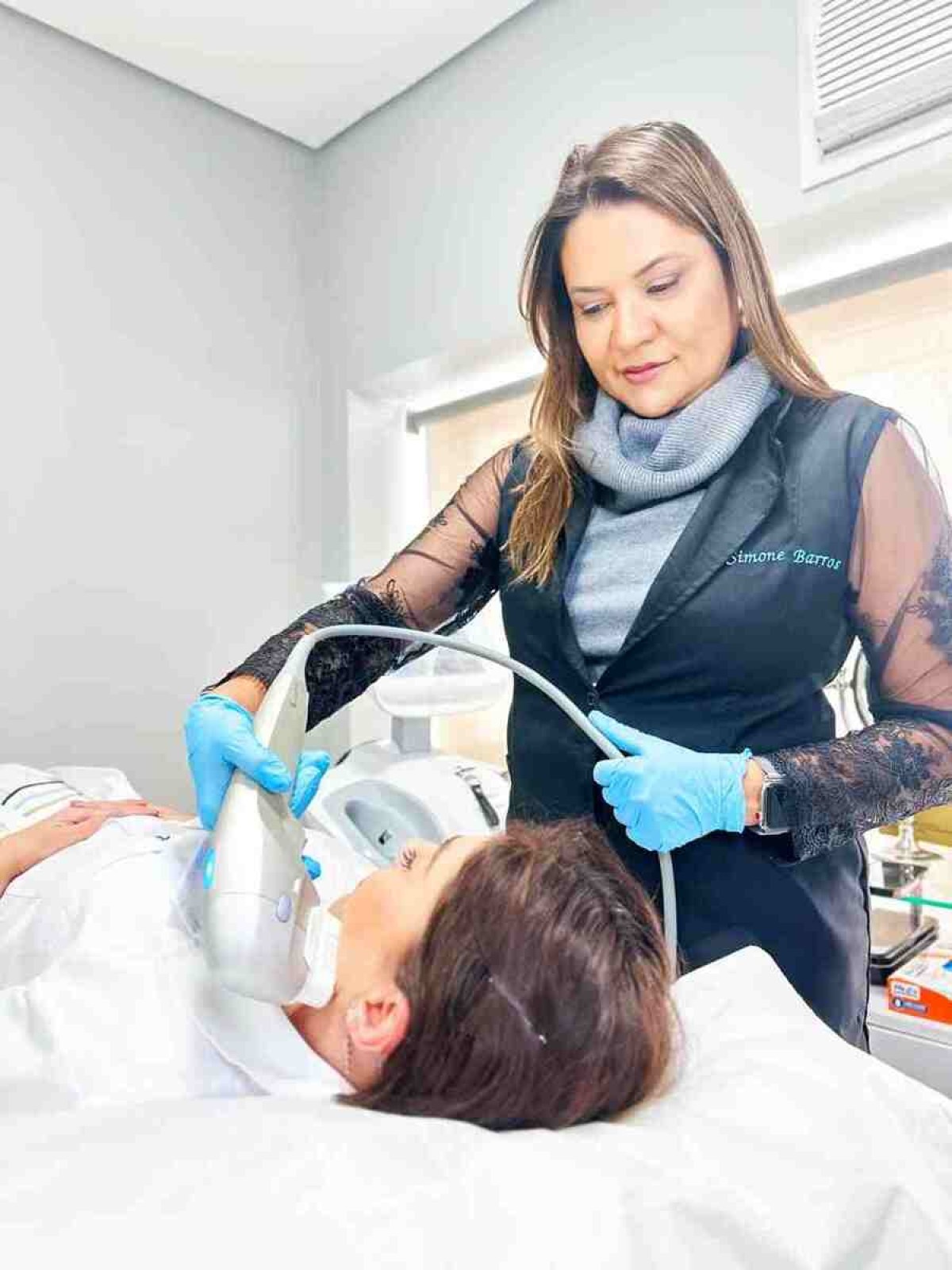 Simone Barros, fisioterapeuta dermatofuncional