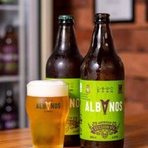Cervejaria de BH recebe prêmio de melhor cerveja do mundo  - Thiago Henrique