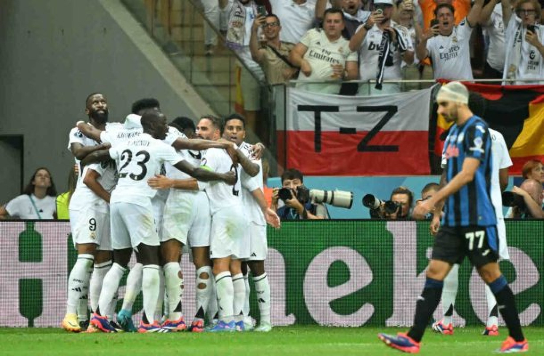 Real Madrid vence Atalanta e conquista Supercopa da Europa