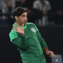 Abel Ferreira em jogo do Palmeiras  -  (crédito: Foto: Cesar Greco/Palmeiras)