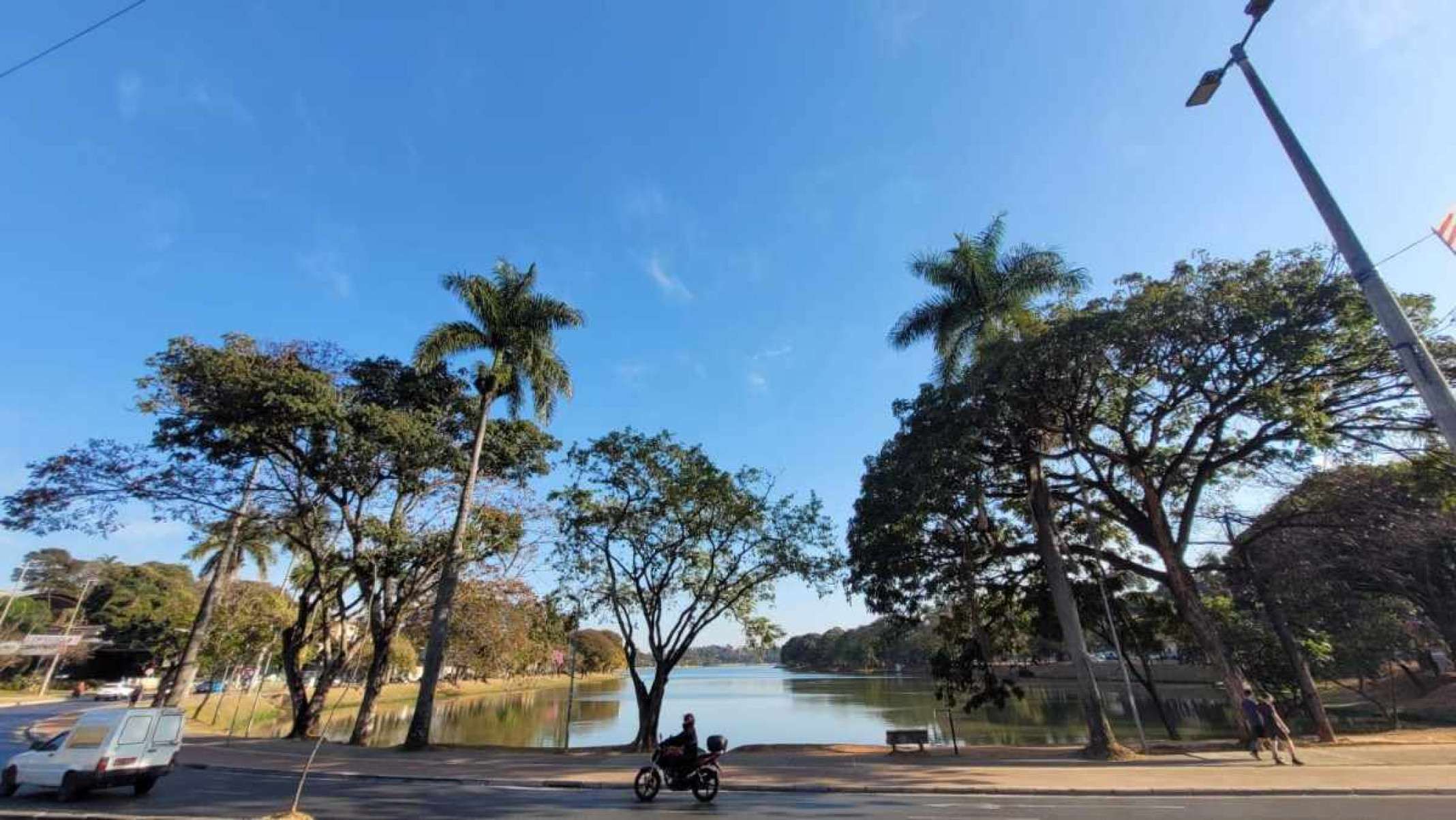 Feriado é de céu claro e poucas nuvens em BH; veja a previsão