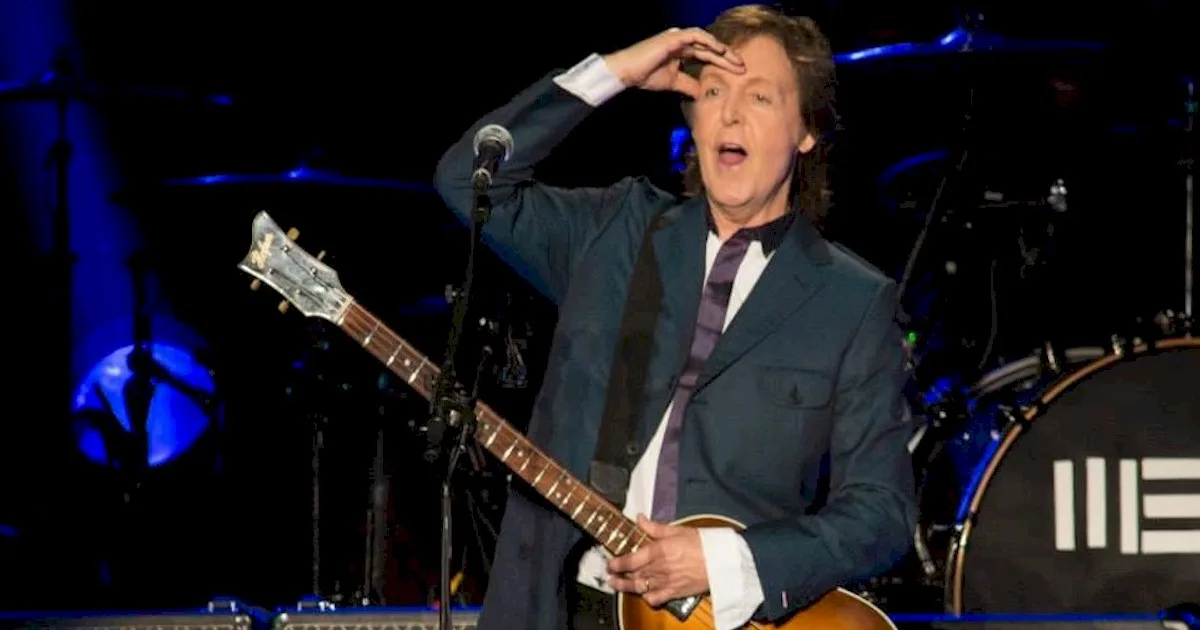 Flea escolhe Paul McCartney como melhor baixista de Rock: “Incrível!” -  (crédito: TMJBrazil)