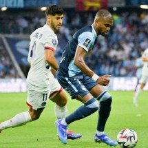 Asensio (esquerda) foi titular no PSG nesta sexta-feira -  (crédito:  Lou Benoist/AFP via Getty Images)