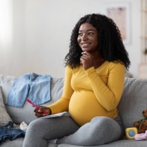 O planejamento é essencial para poupar dinheiro com o enxoval do bebê (Imagem: Prostock-studio | Shutterstock)  -  (crédito: EdiCase)