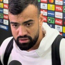 Fabrício Bruno na zona mista -  (crédito: Foto: Lucas Bayer/J10)