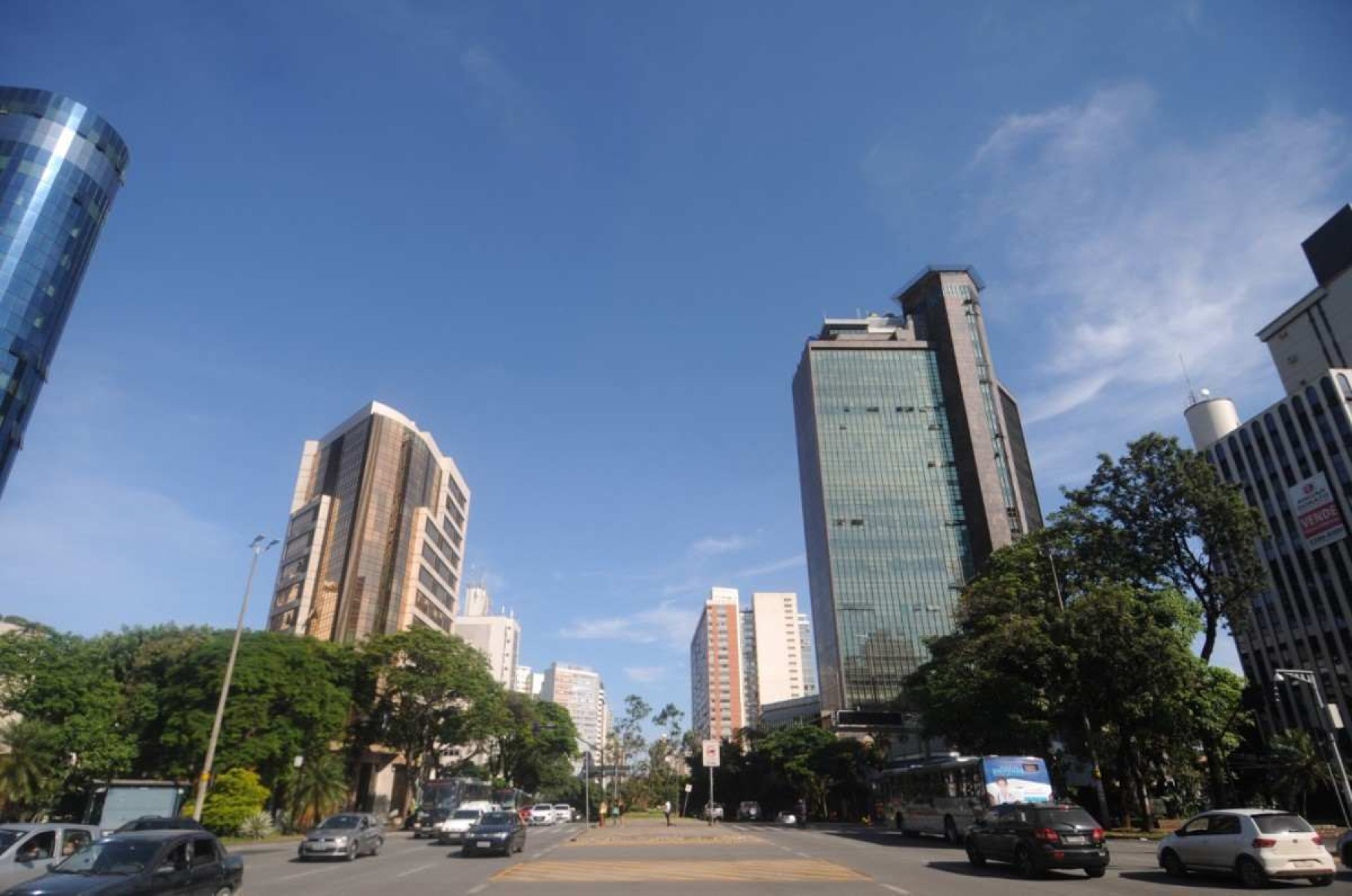 Tempo em MG: nova onda de calor atinge o estado nesta sexta (16/8)