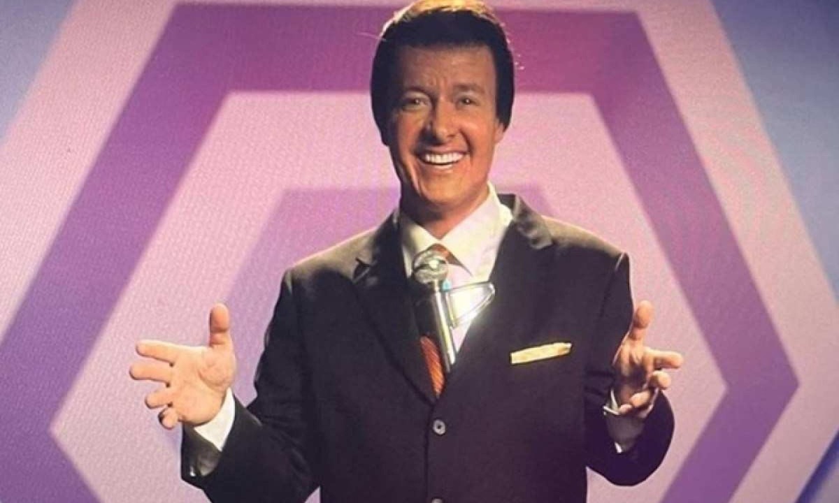 Rodrigo Faro interpreta o apresentador Silvio Santos em filme -  (crédito: Instagram/Reprodução)