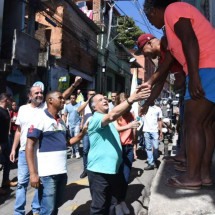 Tramonte e Kalil visitam Morro do Papagaio: 'Vamos estar com o povo' - Gladyston Rodrigues/EM/D.A Press