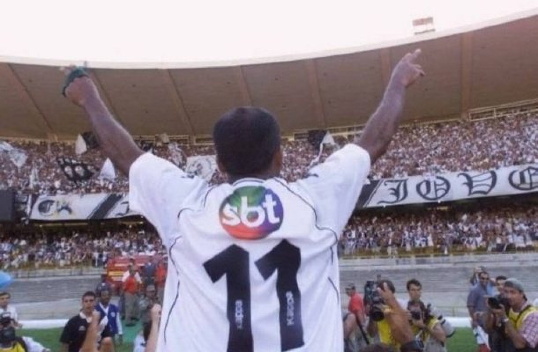 Vasco usou logo do SBT de Silvio Santos em camisa de final do Brasileirão