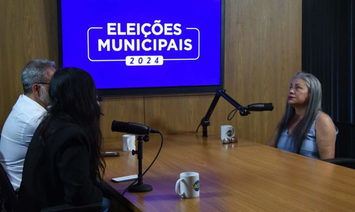 Apresentador Benny Cohen e a colunista Ana Mendonça entrevistaram Lourdes Francisco  -  (crédito: Gladyston Rodrigues/EM/D.A Press)