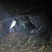 Motorista é ejetado e morre em acidente em rodovia da Grande BH - PMRv/Divulgação