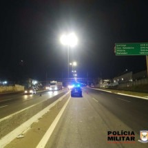 BH: pedestre tenta atravessar Anel Rodoviário e morre atropelado - PMRv/Divulgação