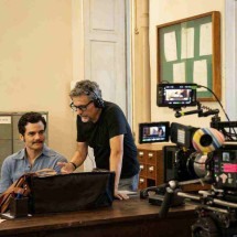 Kleber Mendonça Filho encerra as filmagens de "O agente secreto" - Victor Juc&aacute;/divulga&ccedil;&atilde;o