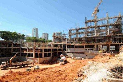 Nova lei permite que empreendimentos caracterizados como de baixo ou médio potencial poluidor façam um auto-licenciamento -  (crédito: Beto Novaes/EM/D.A Press – 29/1/04 )