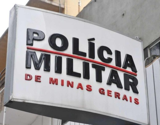 Polícia Militar encontrou homem caído com sangramento na face -  (crédito: Leandro Couri/EM/DA Press)