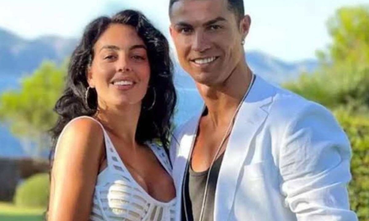 Georgina e Cristiano Ronaldo -  (crédito: Redes Sociais )