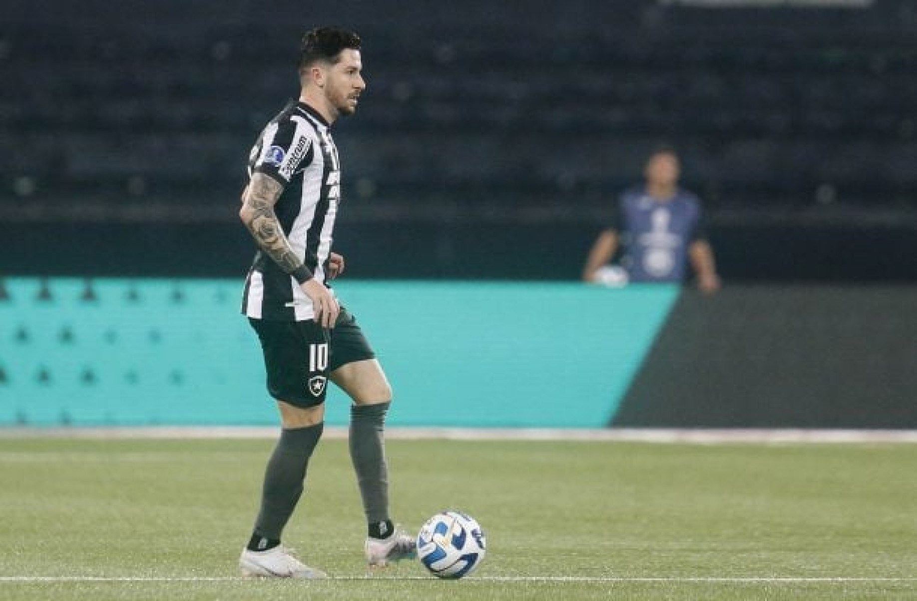 Botafogo encaminha empréstimo de Gustavo Sauer ao Cuiabá