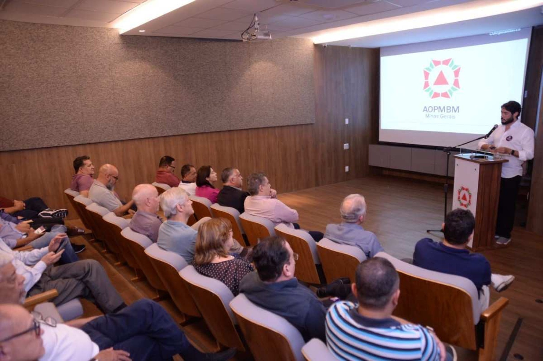 Gabriel se reuniu com militares nesta quarta-feira (21/8)