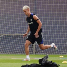 Dani Olmo ainda não sabe se poderá atuar pelo Barcelona na próxima rodada da La Liga  -  (crédito:  - Foto: Manaure Quintero/AFP via Getty Images)