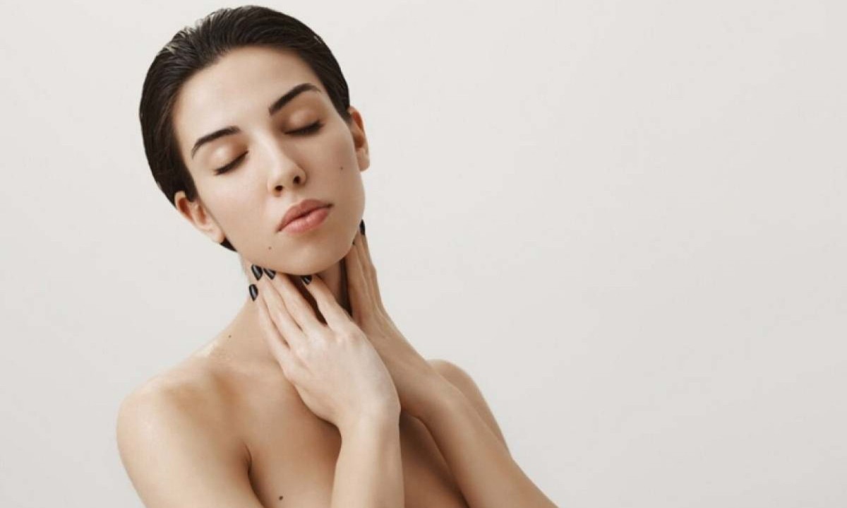 As dicas de skincare diferem conforme as temporadas de calor ou frio -  (crédito: Freepik)