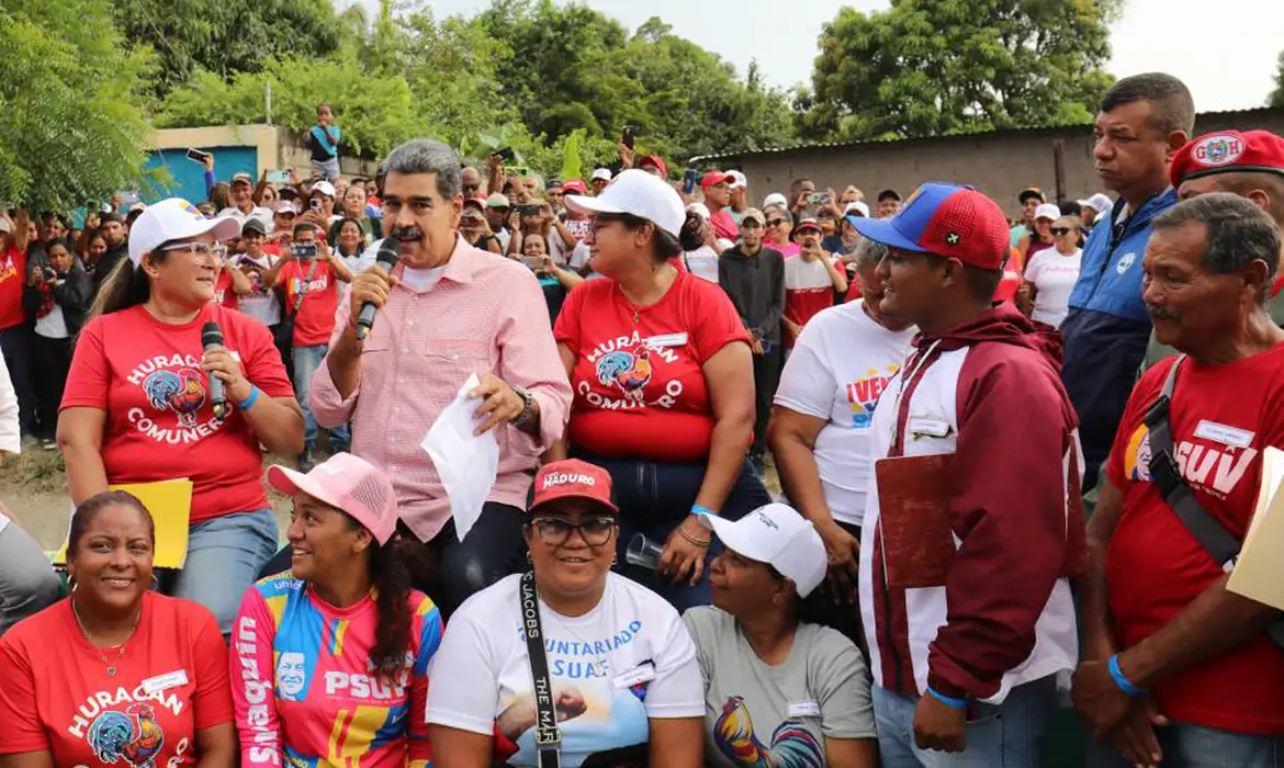 Com reeleição contestada, Maduro faz eleição para comunas na Venezuela -  (crédito: EBC)