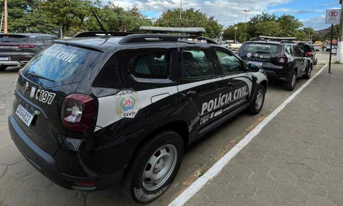 Policiais mineiros contaram com o apoio da Pol&iacute;cia Civil capixaba -  (crédito: PCMG)