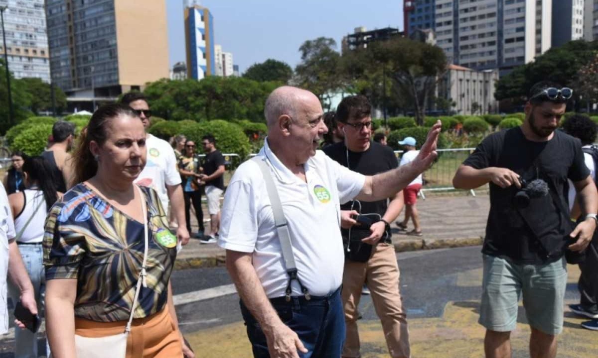 Fuad Noman disse que o objetivo da Prefeitura é ver a população alegre -  (crédito: Gladyston Rodrigues/EM/D.A Press)