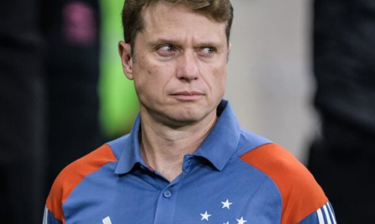 Fernando Seabra está com problemas para escalar o Cruzeiro  -  (crédito: Foto: Gustavo Aleixo/Cruzeiro)