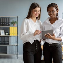 Dia da Igualdade Feminina: mulheres vêm impactando o mercado - DINO