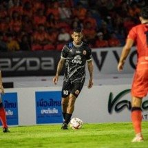 Atacante Ricardo Lopes em ação -  (crédito: Foto: Divulgação/Lamphun)
