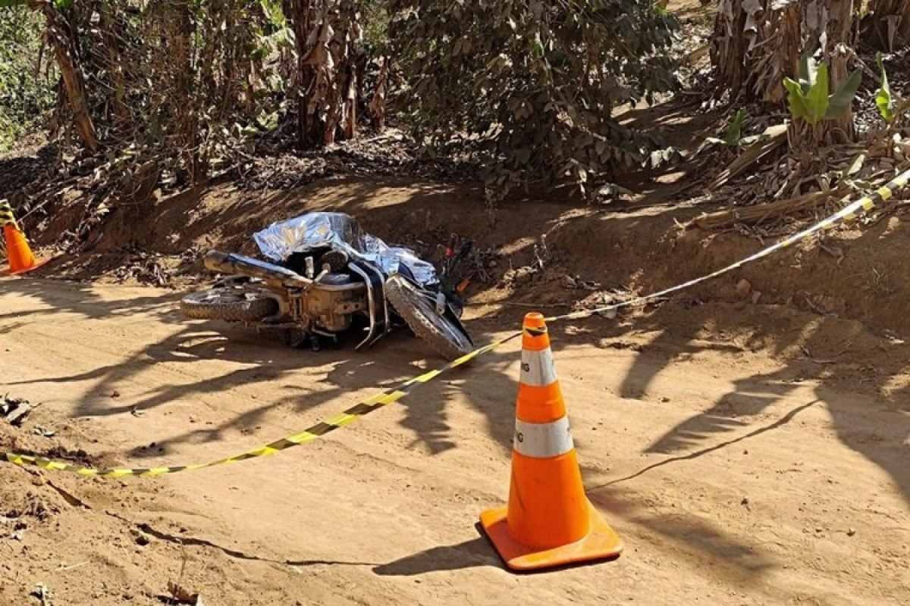 Homem mata primo a tiros ao descobrir suposta traição da esposa em MG