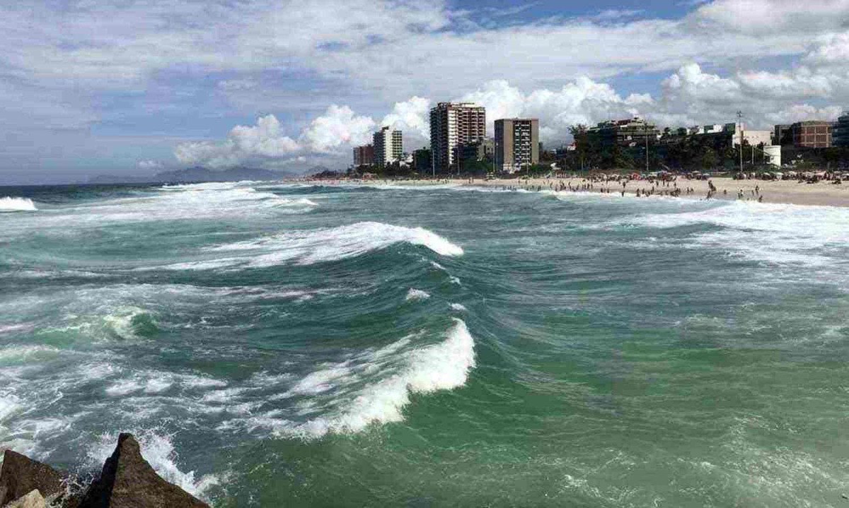 A cidade do Rio de Janeiro já teve um aumento observado de 13cm no nível do mar entre 1990 e 2020 -  (crédito: Edésio Ferreira/EM/D.A Press )