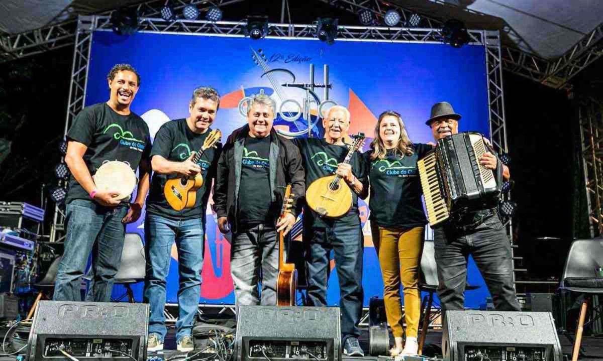 A banda de base do Clube do Choro de Belo Horizonte divide com a Velha Guarda da instituição a programação deste sábado na 13ª edição do festival  -  (crédito: Guarah/divulgação)